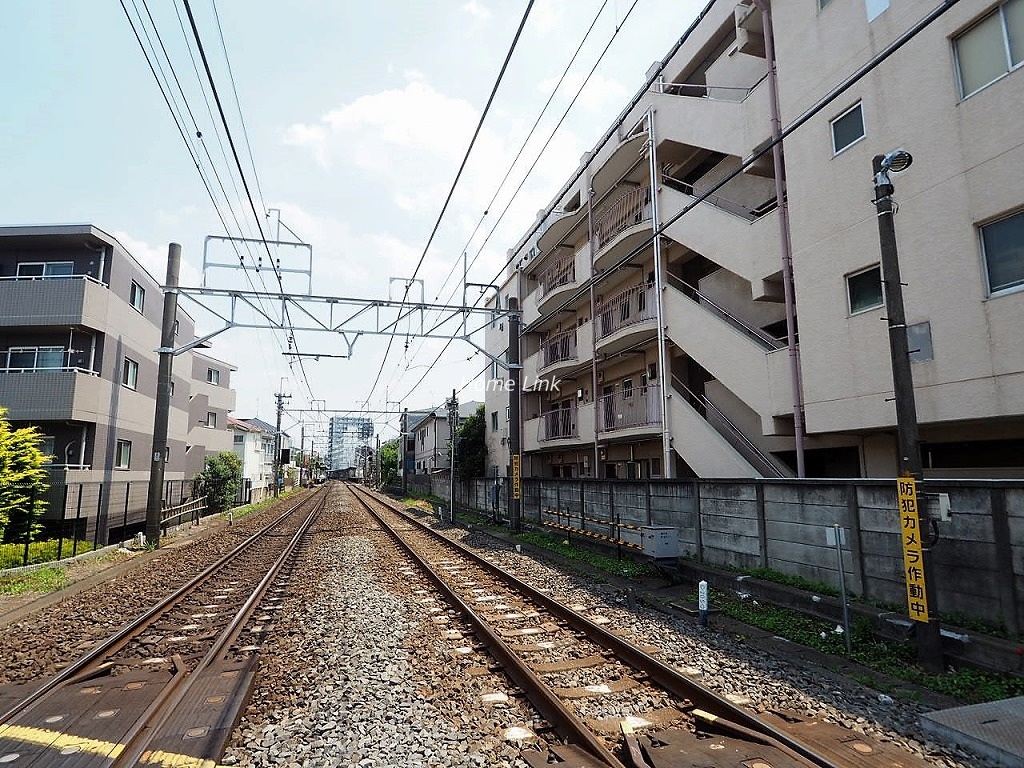 グリーン赤塚　東武東上線沿いに立地